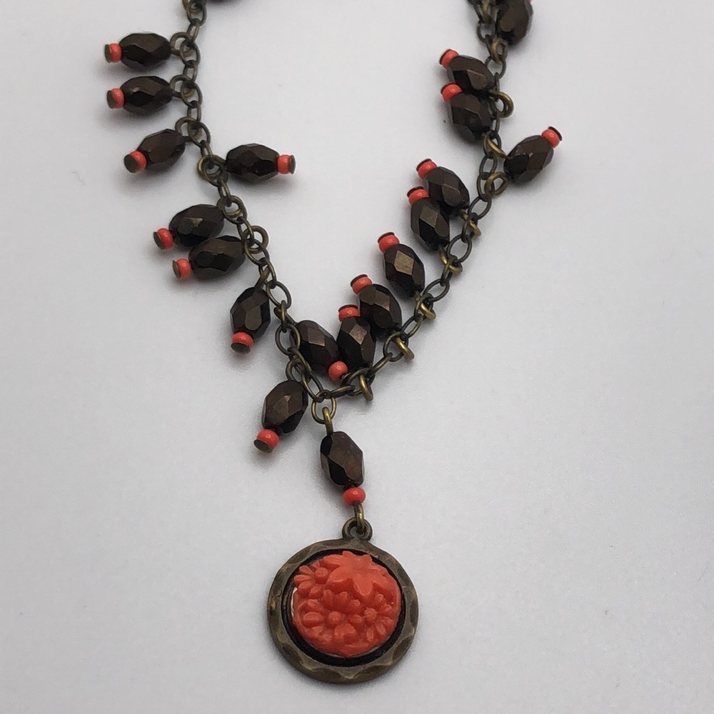 David Aubrey Floral Elegant Glass beads necklace